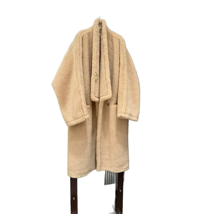Long teddy coat made of wool