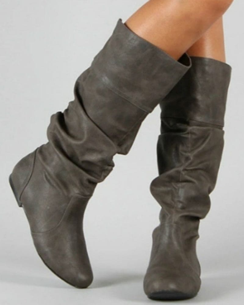 Mune | Flat Knee-High Boots with Pleats
