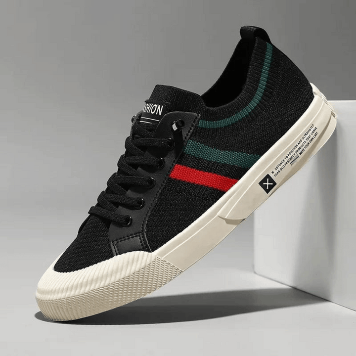Breathable men's sneakers