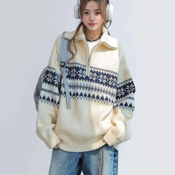 Women's Knit Sweater with Zipper and Collar