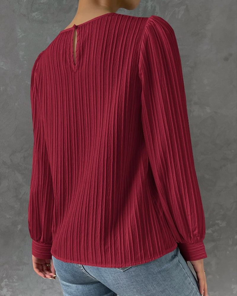 Mune | Elegant Shirt with Round Neckline