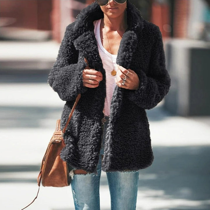Mune | Winter Fashion for Women with A Modern Cut Ideal for Cold Weather