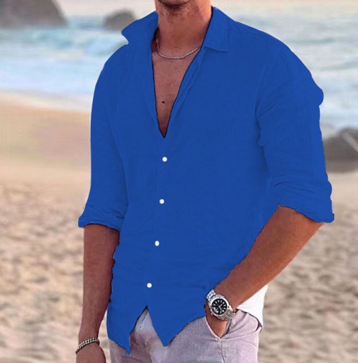 Elegant summer shirt made of airy linen fabric