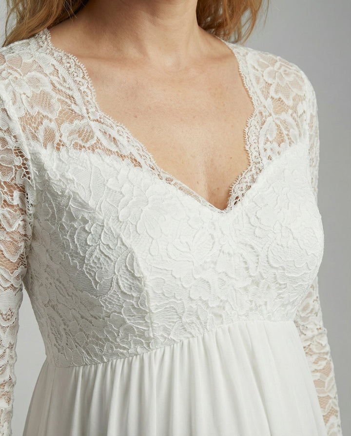 Elegant lace maxi dress for pregnant women