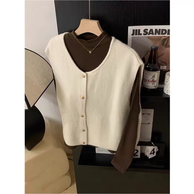 Women's knitted sweater, stand-up collar, simple design