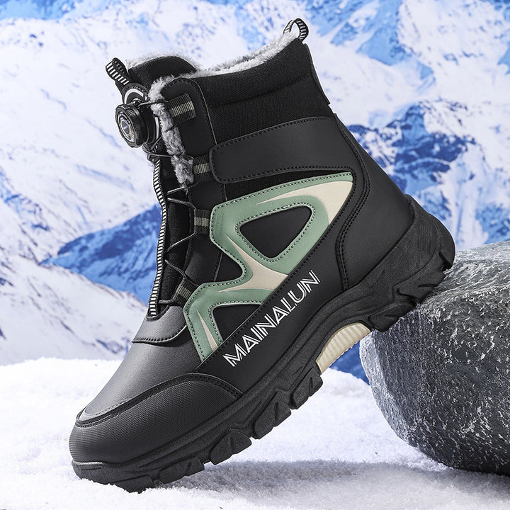 Robust men's winter boots with warm lining