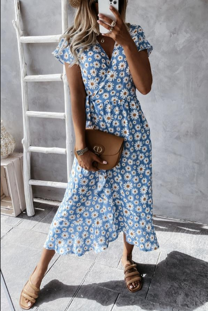 Loved By You Midi dress with daisy pattern