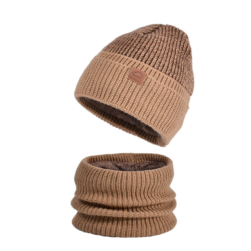 Winter Set: Knitted hat and scarf for outdoor activities