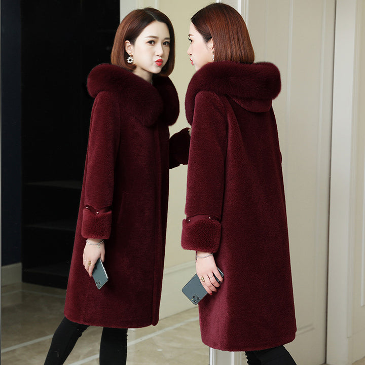 Sheepskin coat with fox fur collar for women