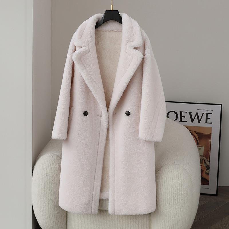 Teddy coat made of virgin wool, mid-length