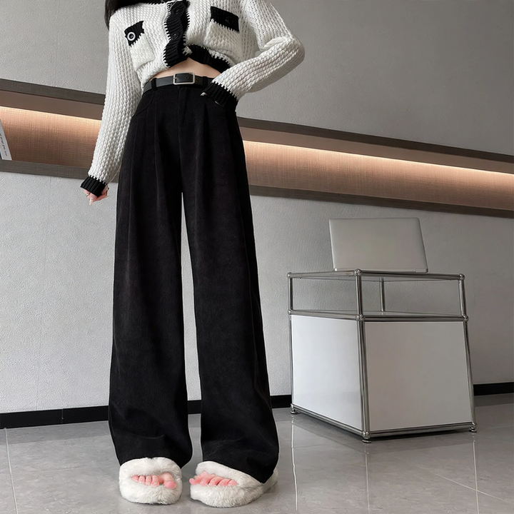 Elegant corduroy suit trousers with wide leg