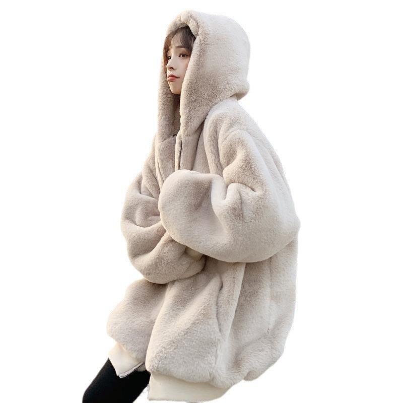 Loosely cut women's faux fur jacket with hood