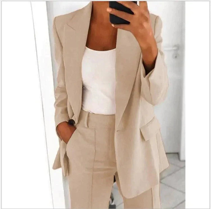 MARILYN️ | Stylish blazer suit for women - Flattering fit