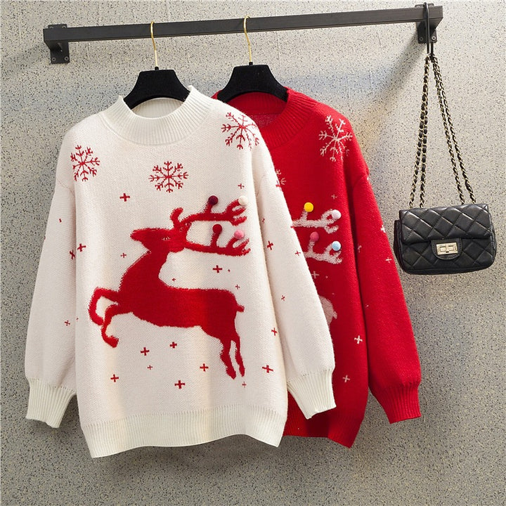 Loose women's Christmas sweater with reindeer motif