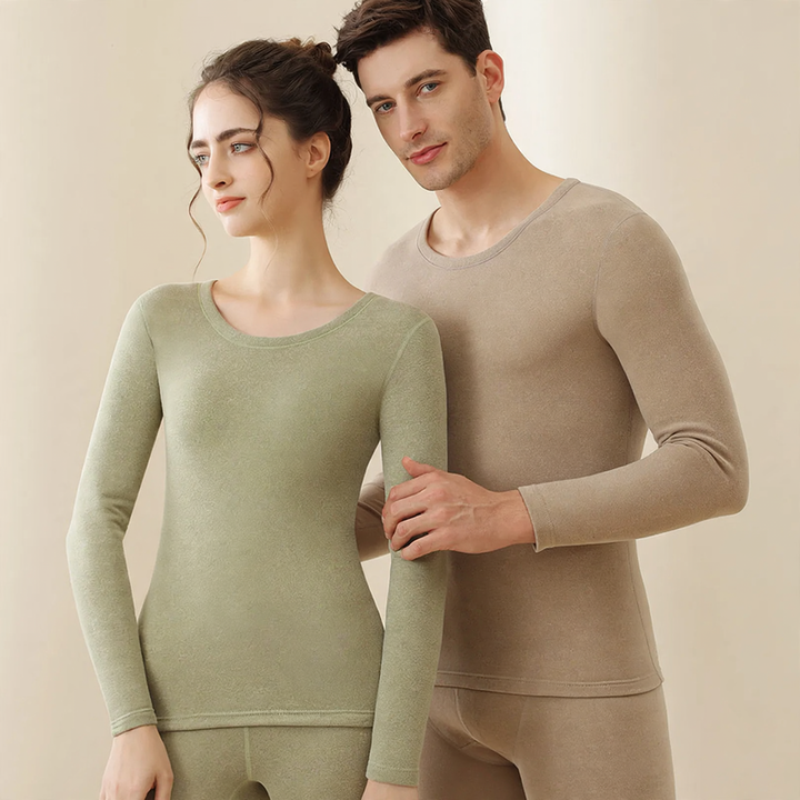 Thermal underwear set made of silk and wool