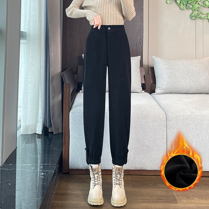 Women's leisure pants made of chenille, lined