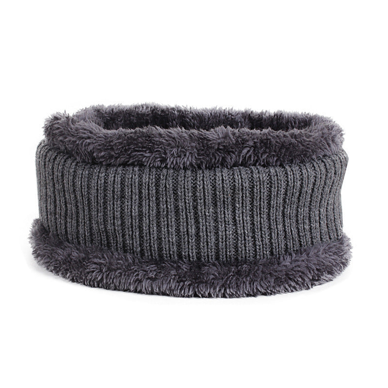 Knitted hat and scarf set for men