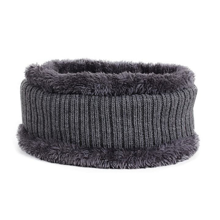 Knitted hat and scarf set for men