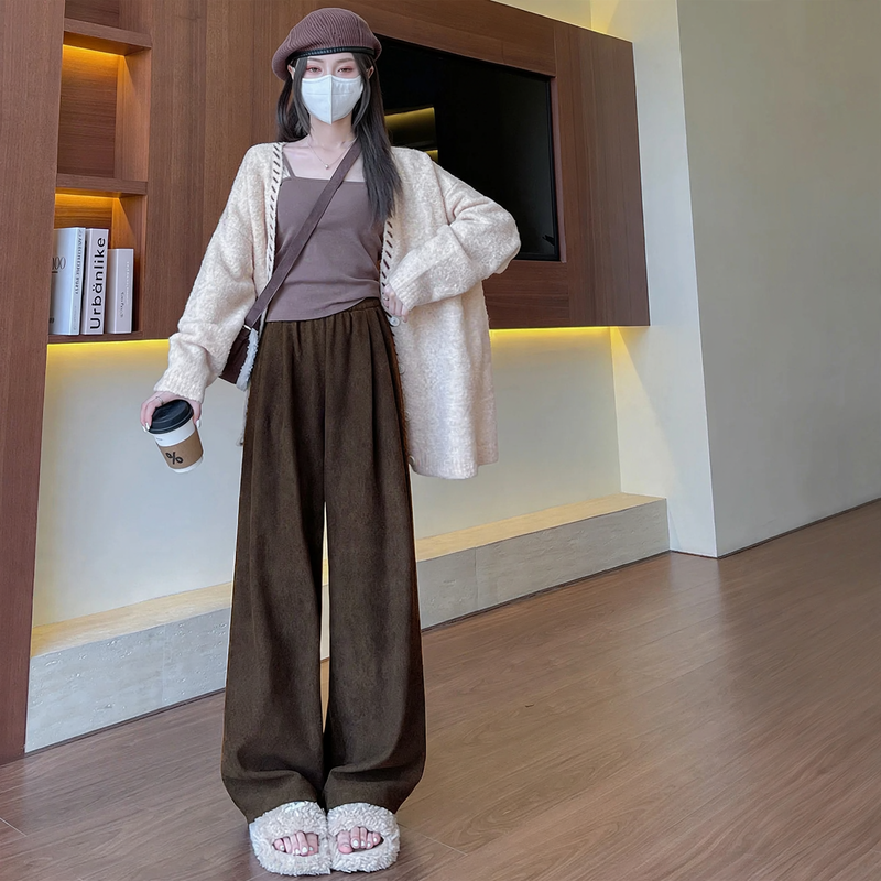 Padded corduroy knitted trousers with high waist