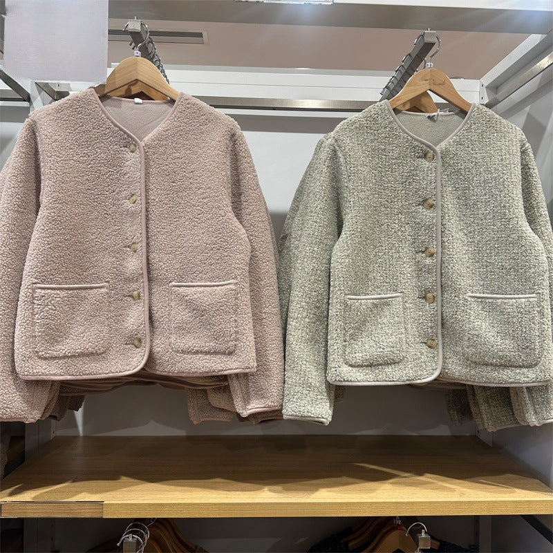 Women's cardigan made of lambskin imitation and fleece