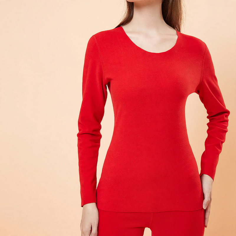 Festive thermal underwear set in red