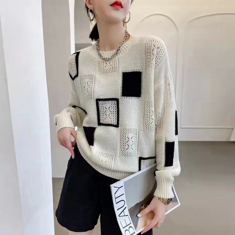 Women's sweater, checked, round neck