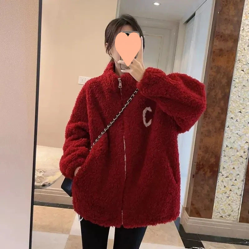 Women's baseball jacket made of lamb fleece imitation