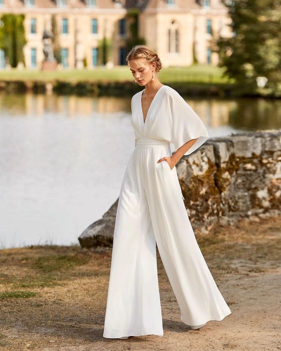 Casual romper with wide leg