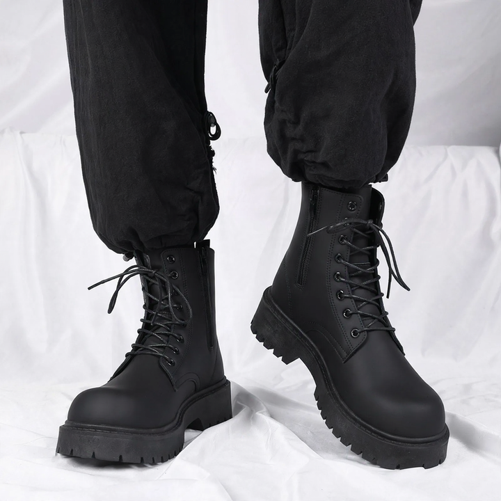 Padded men's biker-style boots