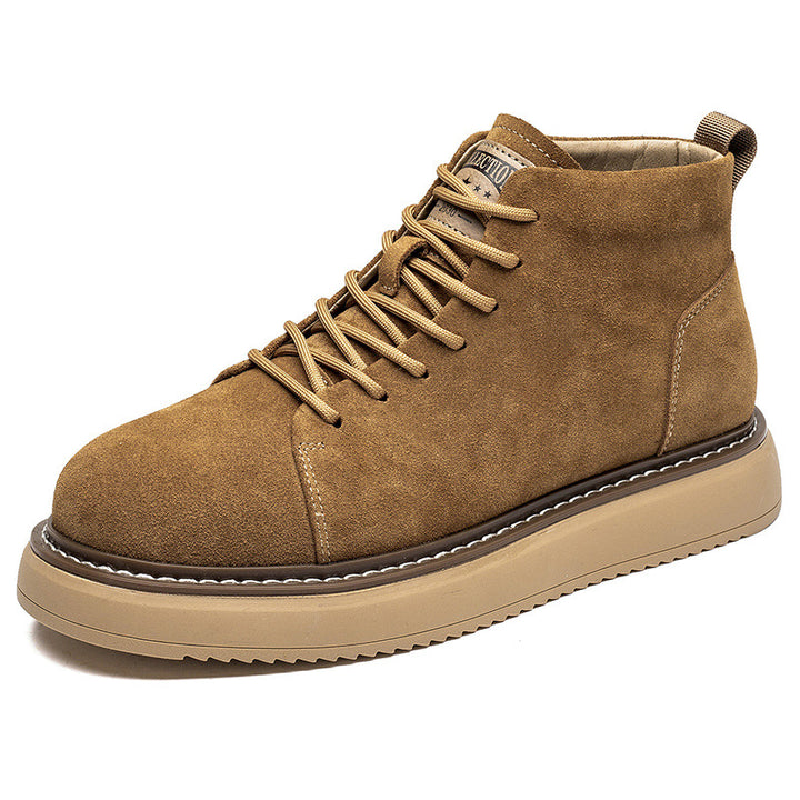 Men's vintage style boots with platform sole