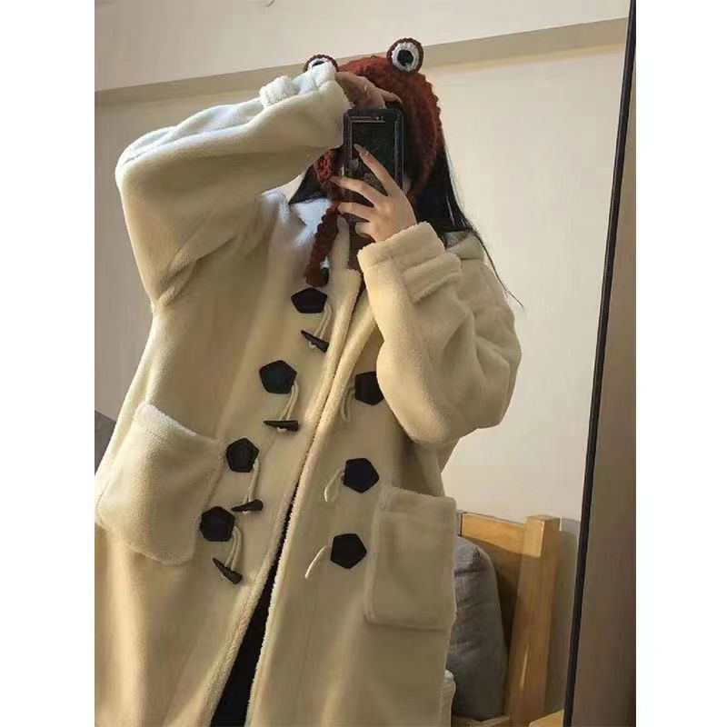 Ladies coat with lambskin imitation and toggle buttons