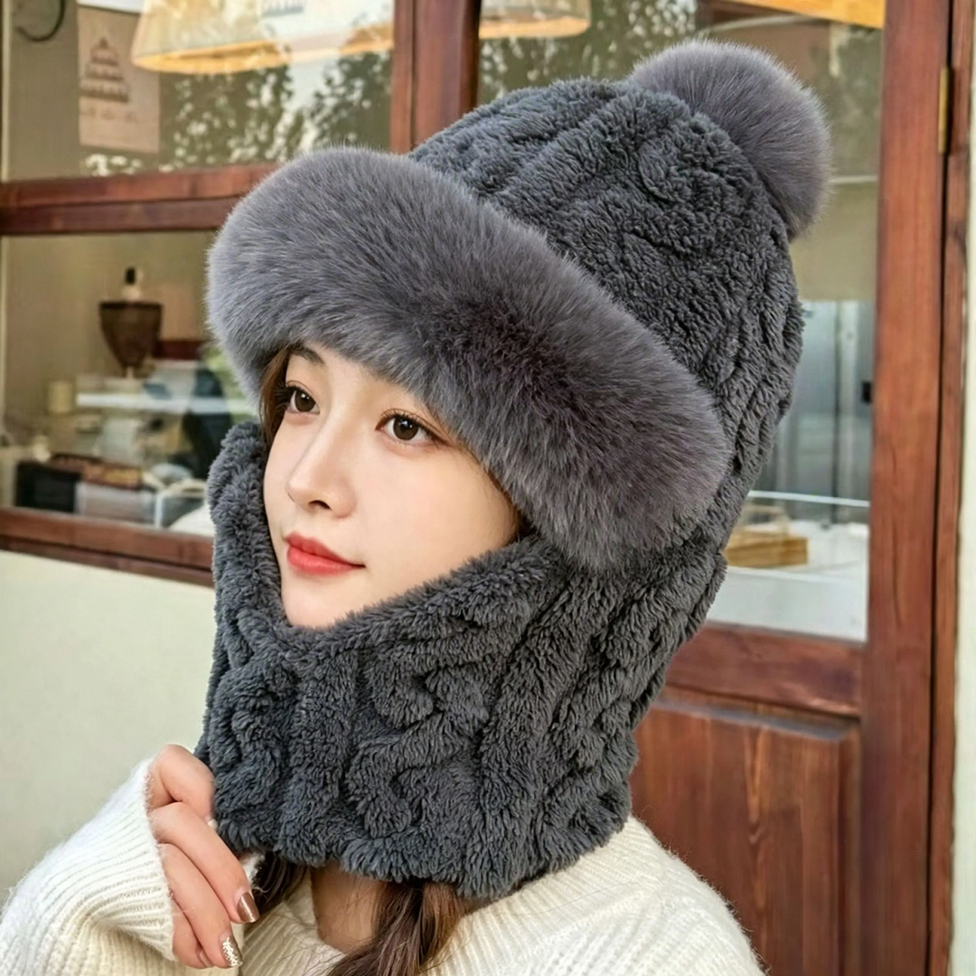Plush hat with ears and scarf, one size