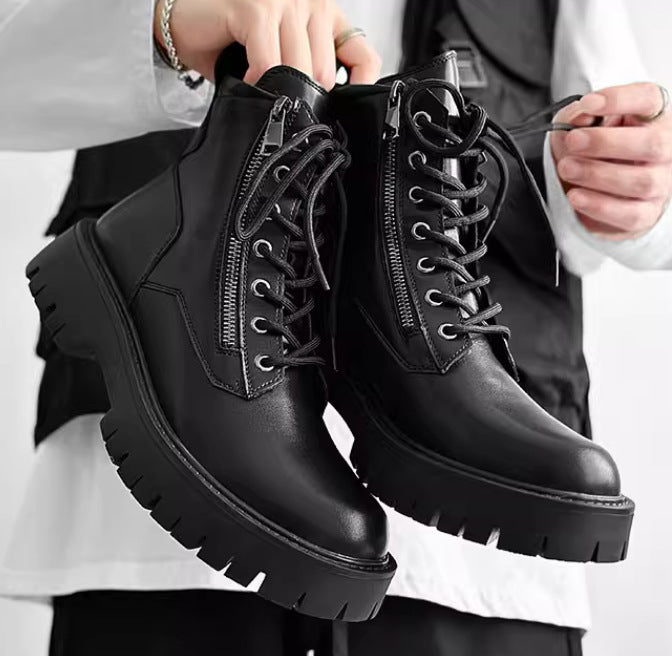 Men's boots in British style, leather, with side zipper