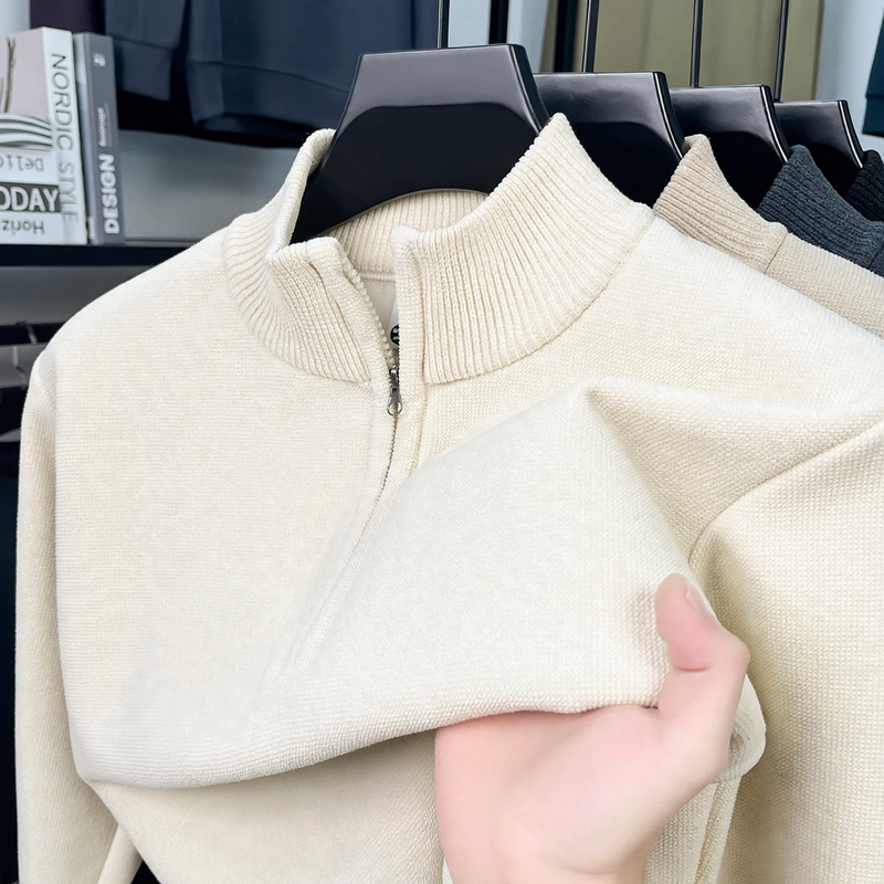 Warmer men's knitted sweater with lining and zipper