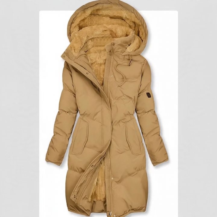 Fleece-lined women's jacket with fur collar