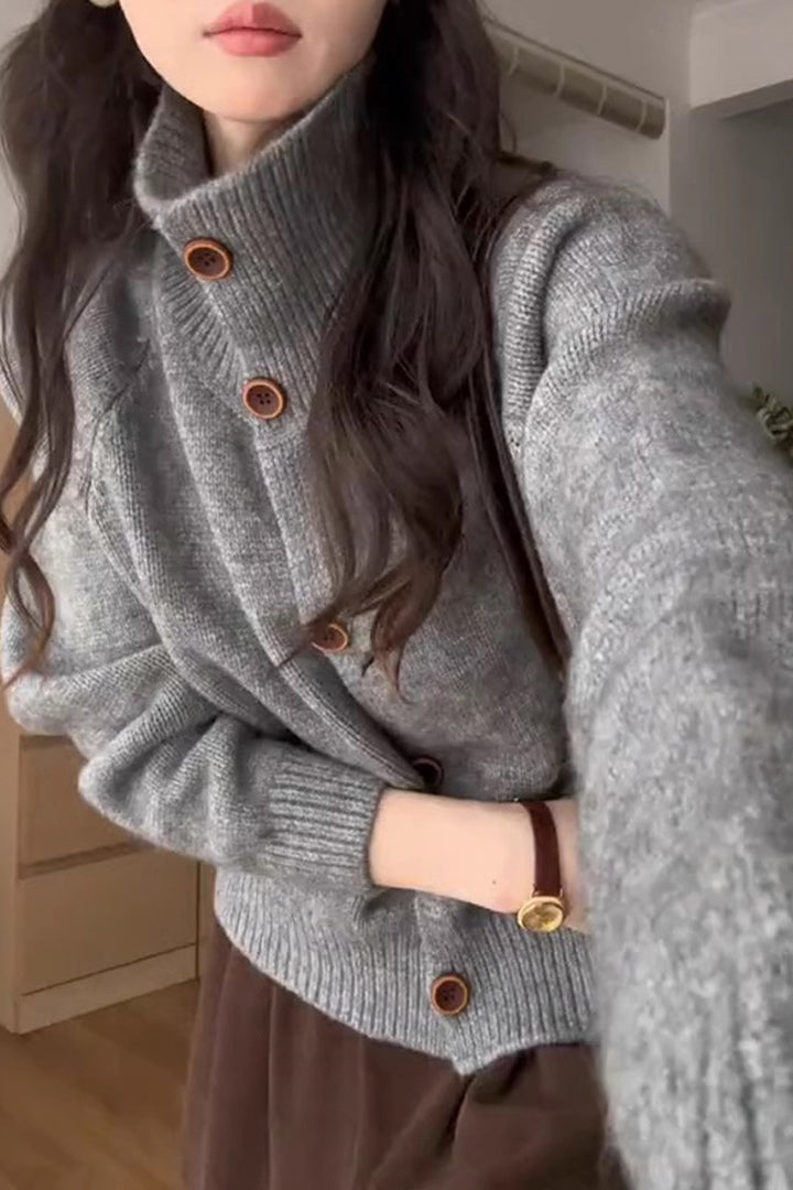 Women's cardigan with roll neck and button placket