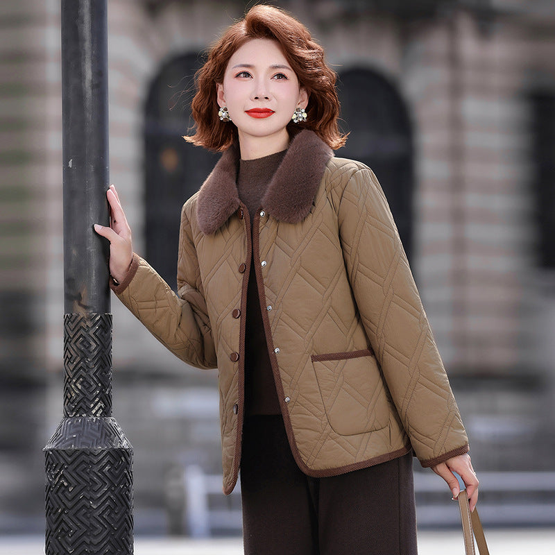Ladies winter jacket with faux fur collar and lining