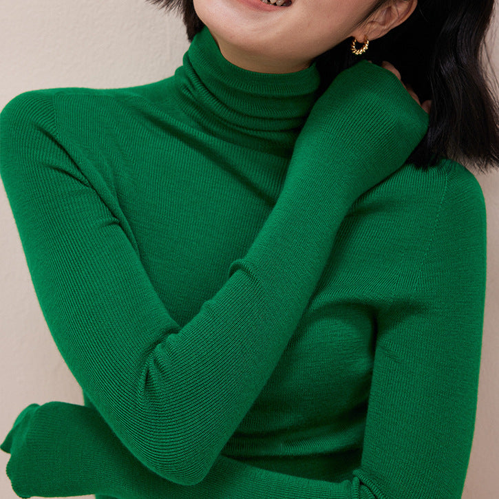 Ladies' wool sweater with stand-up collar, 100% wool