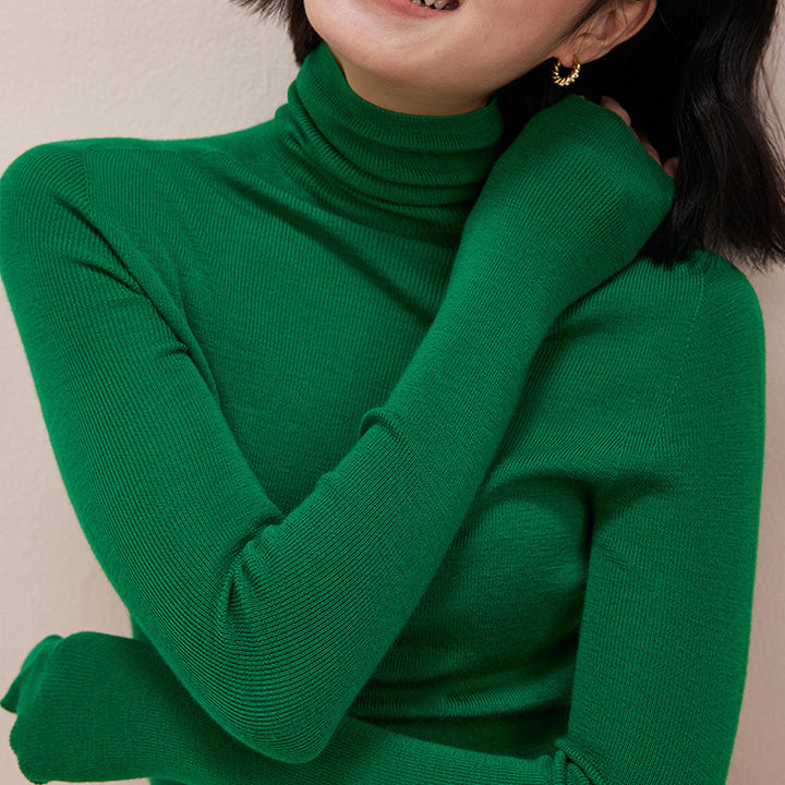 Ladies' wool sweater with stand-up collar, 100% wool