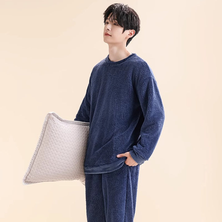 Men's pajama set made of coral fleece, lined, with zipper