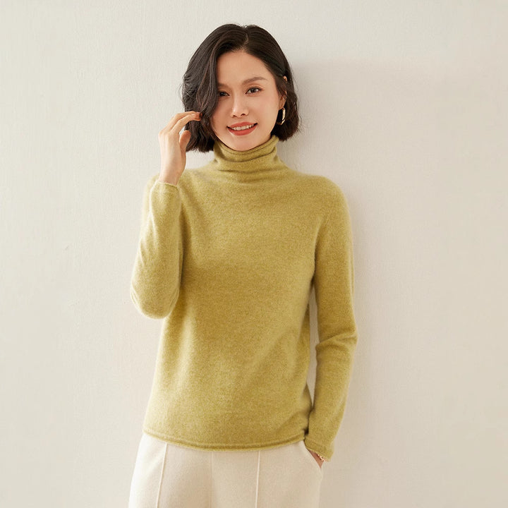 Cashmere sweater with roll neck