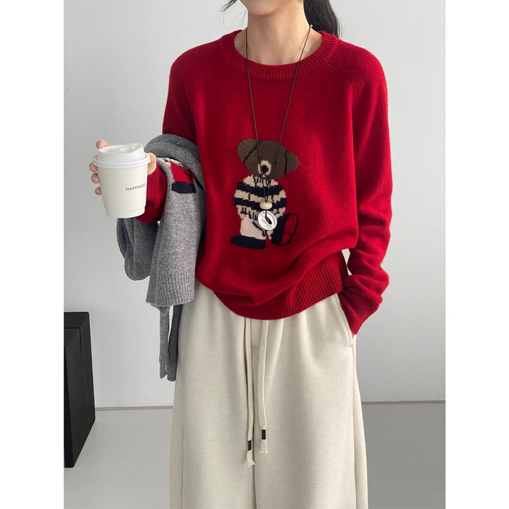 Women’s knit sweater, round neck, bear embroidery