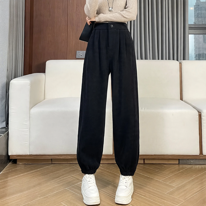 Padded Chenille Cord Jogging Pants