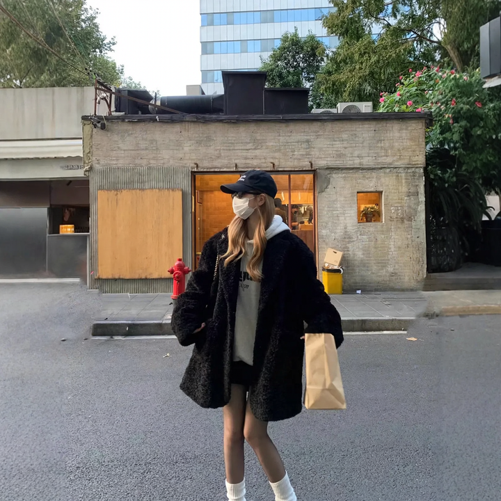 Thick lamb fleece coat in teddy style for women