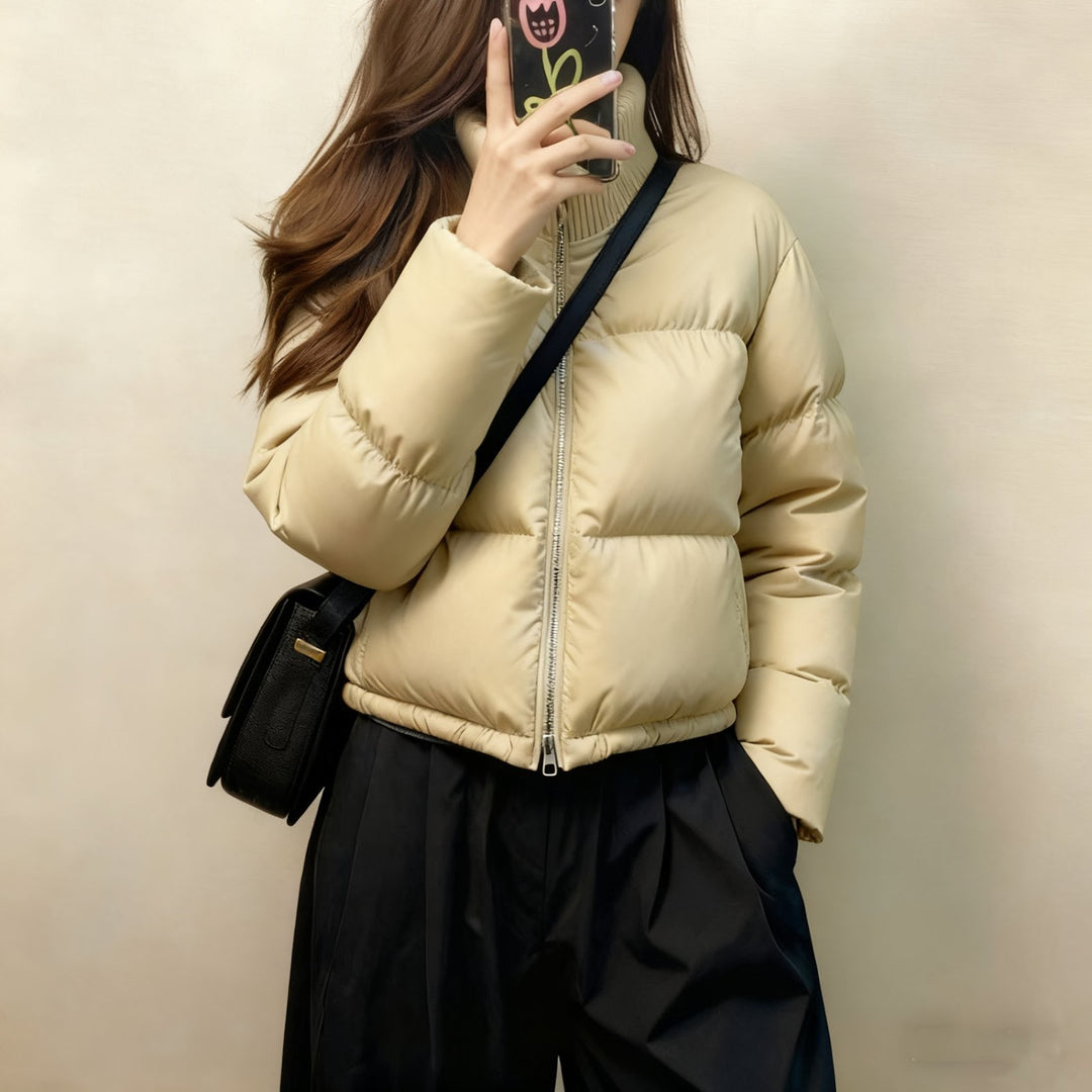 Short women's padded jacket, stand-up collar, quilted