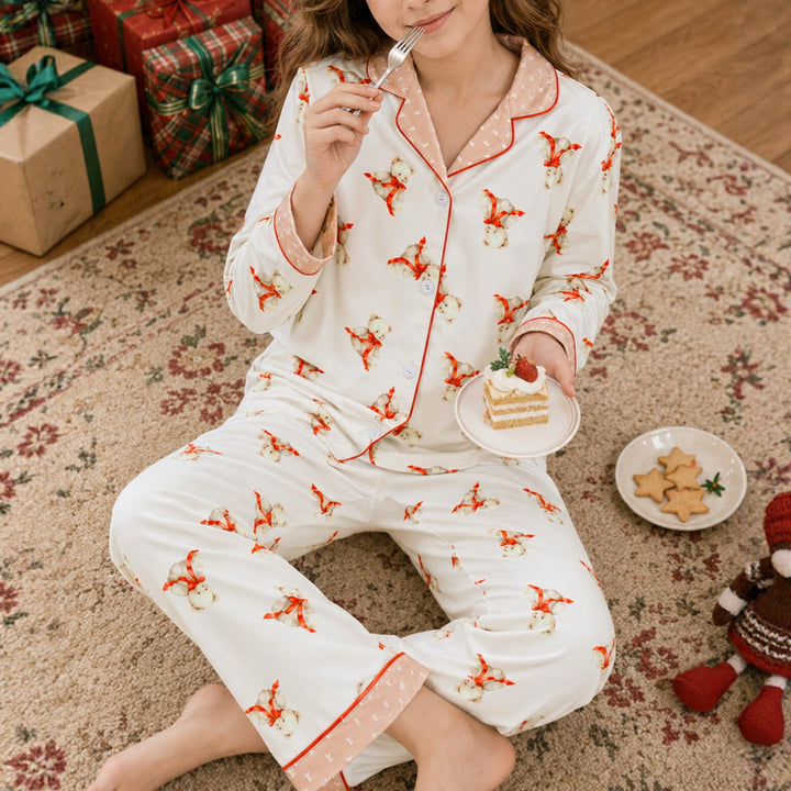 Girls' pajamas with collar and bear print