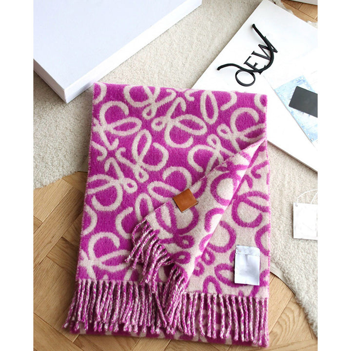Elegant winter scarf made of mohair-wool blend