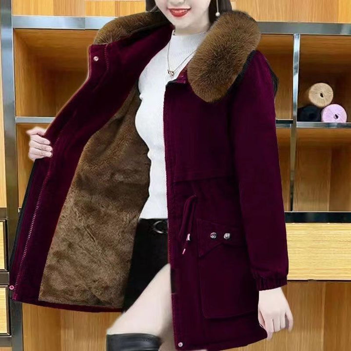 Women’s parka, mid-length, with lambswool lining and padding