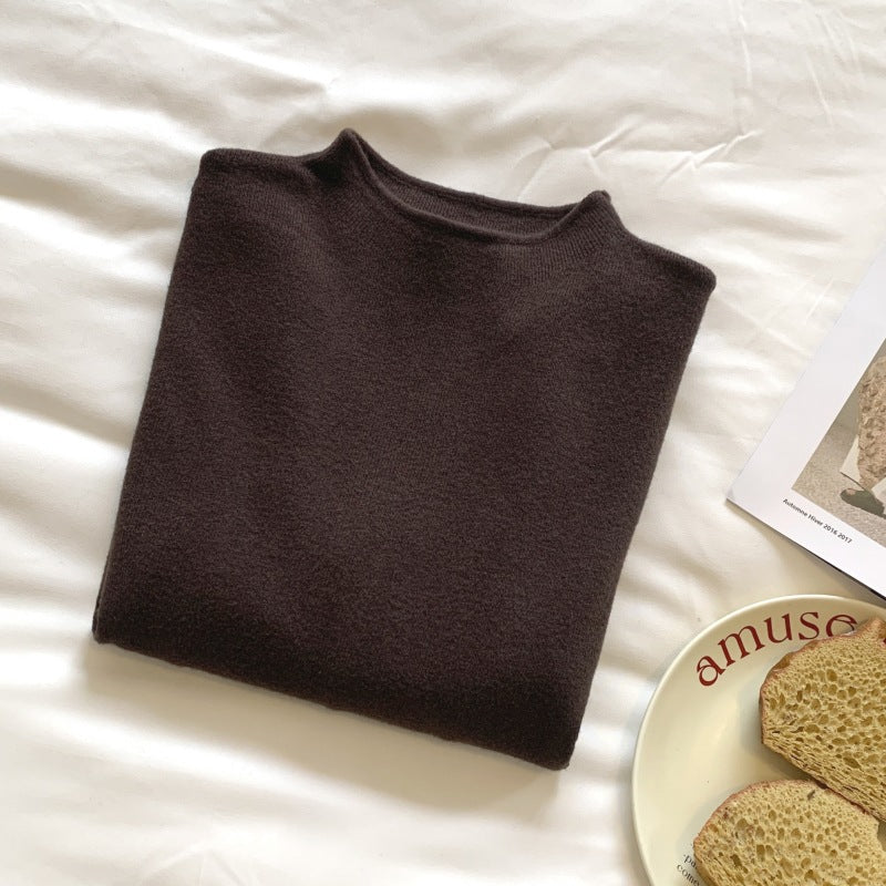 Women’s knit sweater with stand-up collar