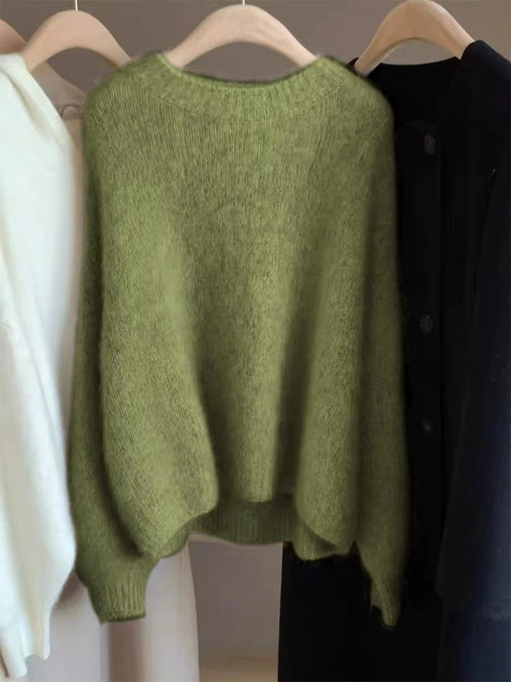 Women's cashmere sweater, short and loose